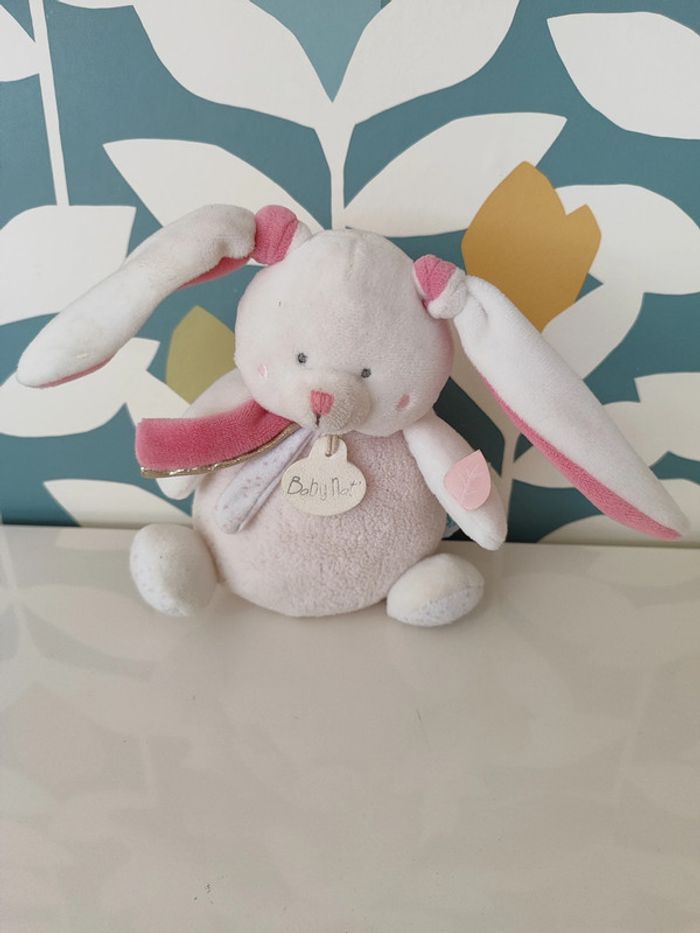 Peluche lapin musicale baby nat