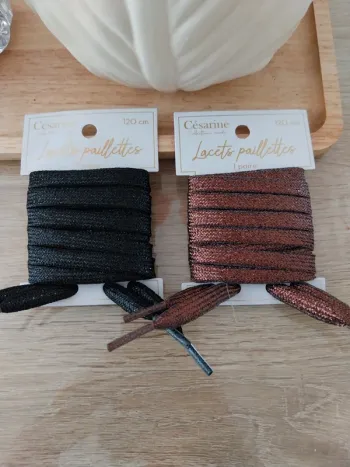 Lacets à paillettes noir et marron