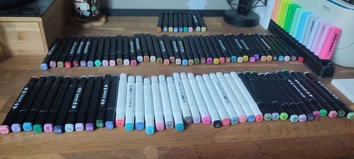 Lot de 87 twinmarker et touch art life - photo numéro 1