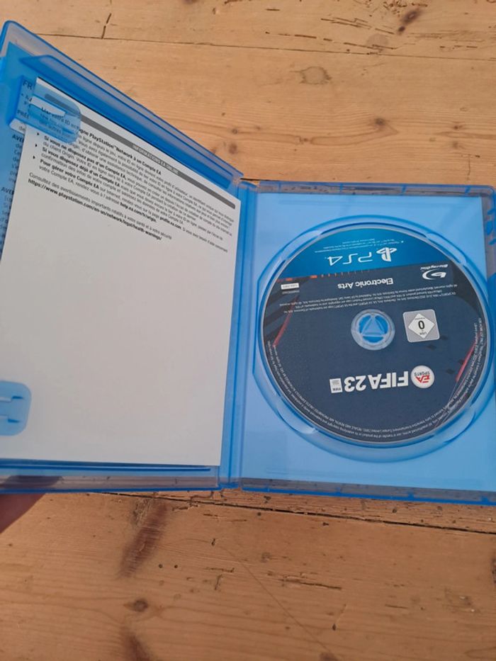 Jeux Fifa 23 PS4 - photo numéro 2