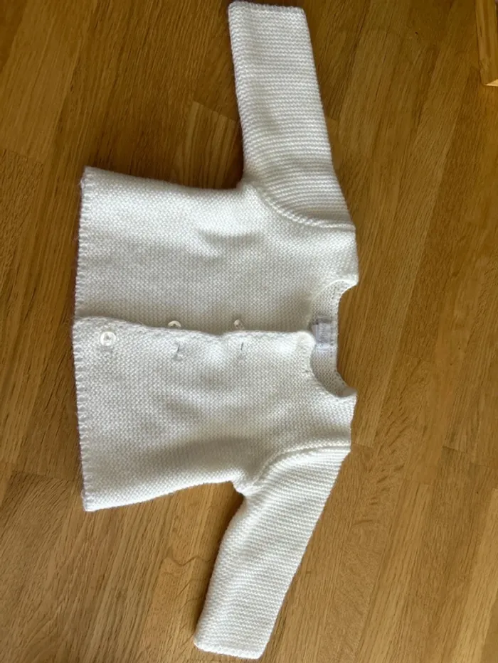 Brassière blanche
