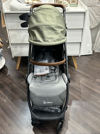 Poussette ergo baby métro plus métro+ jamais utilisé
