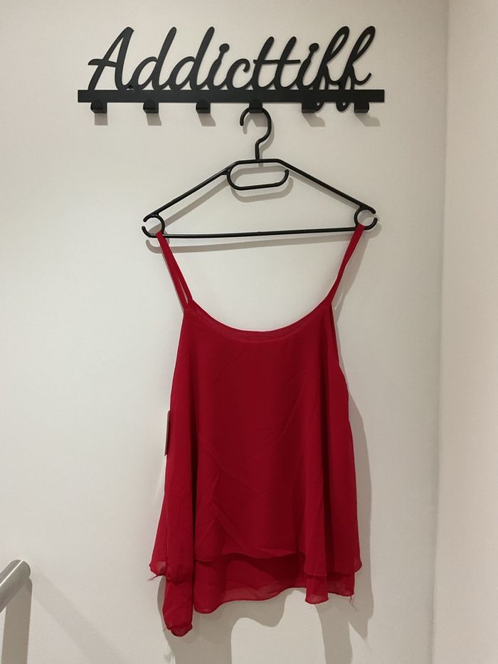 Top femme taille unique (34-38)- neuf avec étiquette - photo numéro 2