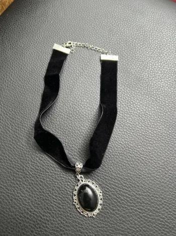 Collier médaillon 38 cm médiéval steampunk