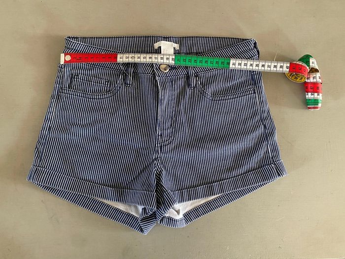 Short H&M marine et blanc à rayures style marinière taille 34 - photo numéro 12