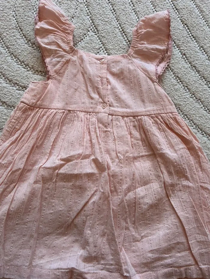 Rien rose pale - photo numéro 4