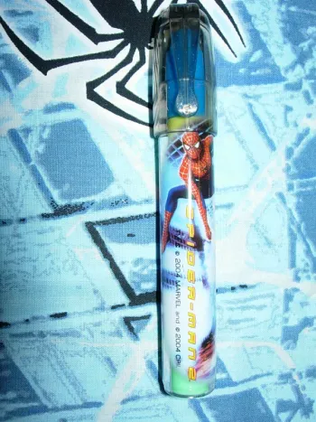 trousse boite + couleur 64 + stylo gomme etc.. Neuf Spiderman 3