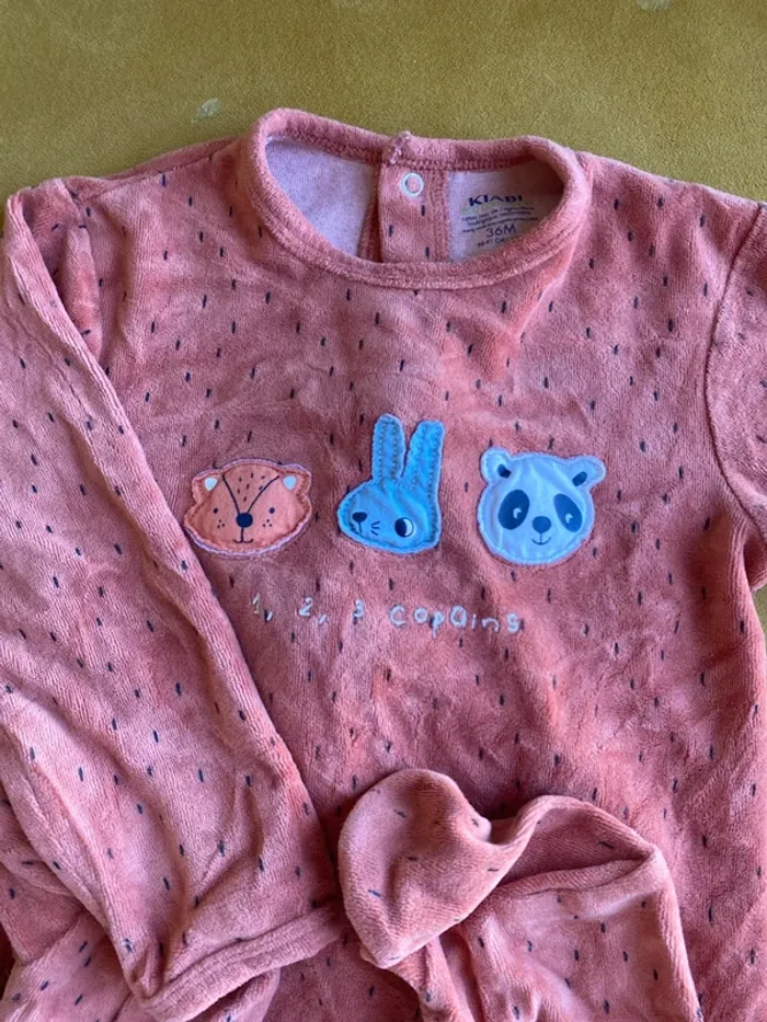 Pyjama velours taille 36 mois
