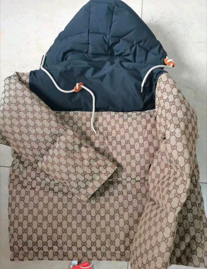 Veste d'hiver M - L :  Gucci , prada , montcler - photo numéro 7