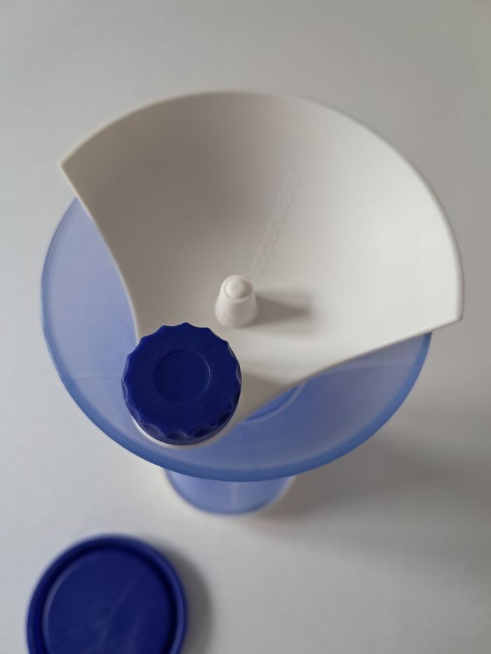 Moulin sucre en poudre Tupperware - photo numéro 3