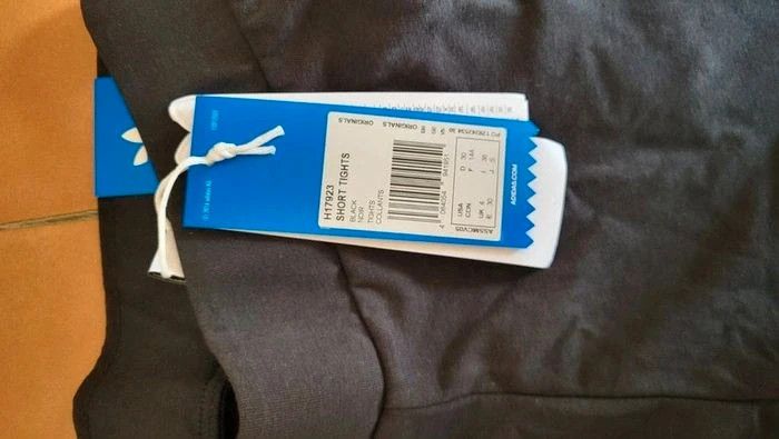Short adidas neuf 14 ans - photo numéro 4