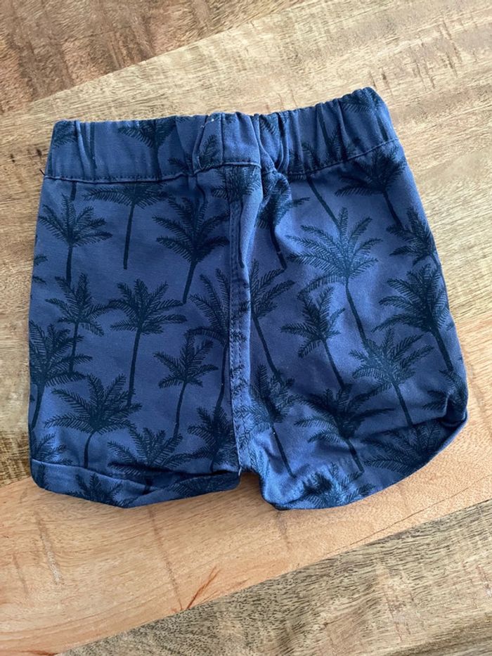 Short 3 mois - photo numéro 2