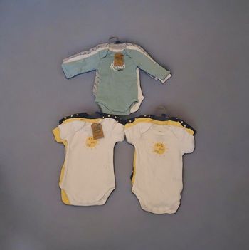 Lot de bodies bébé 3 mois