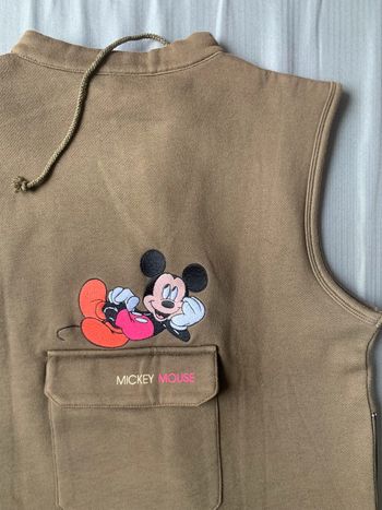 Gilet khaki Mickey Mouse avec poches