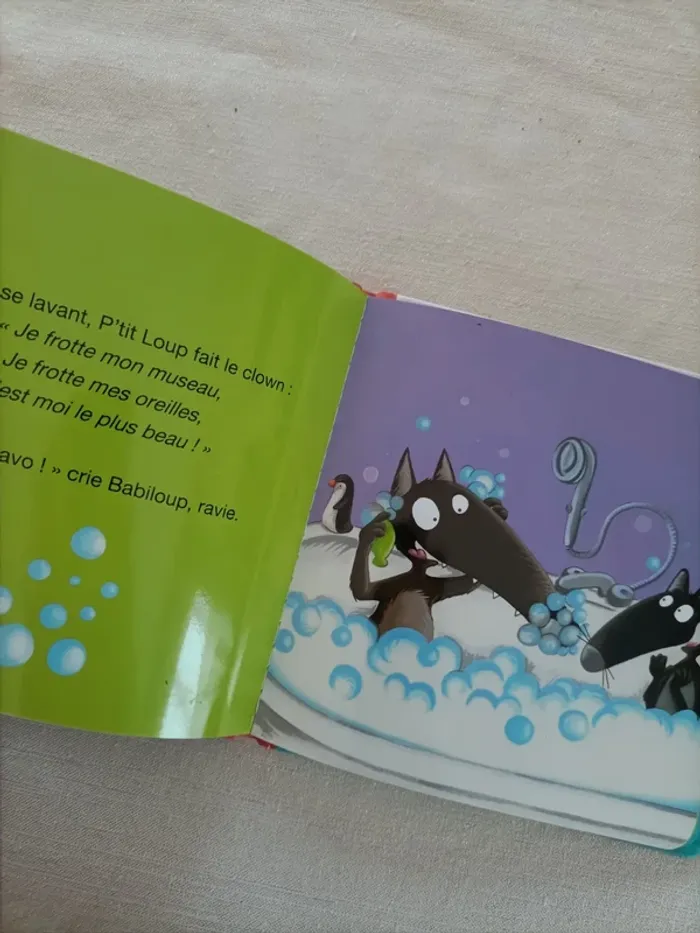 Livre P'tit Loup se lave tout seul - photo numéro 9