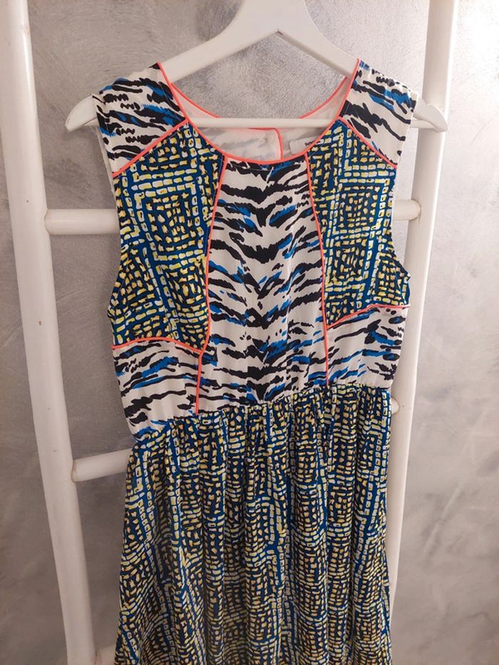 Robe SUNCOO paris taille 40 - photo numéro 2