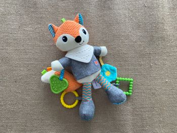Peluche d’activités renard Sozzy