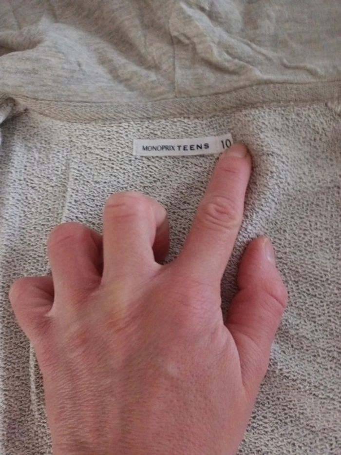 Pull zippé - photo numéro 11