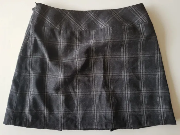 Yessica - Jupe écolière en laine et à carreaux - Neuve ! - photo numéro 4