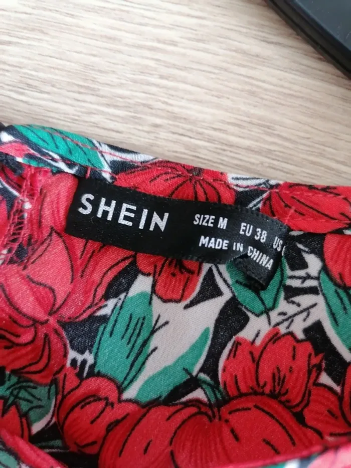 Blouse fleurie, manches courtes - Taille M - photo numéro 3