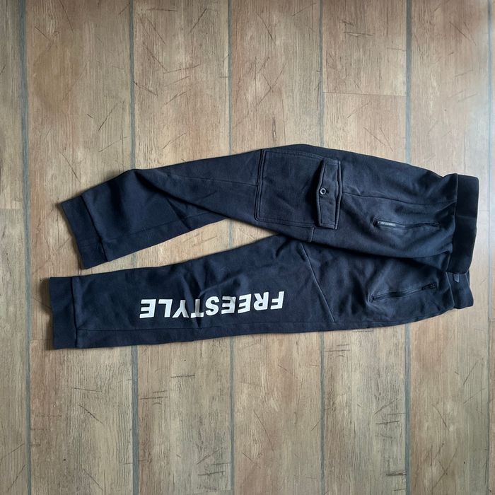 Joggings - photo numéro 2