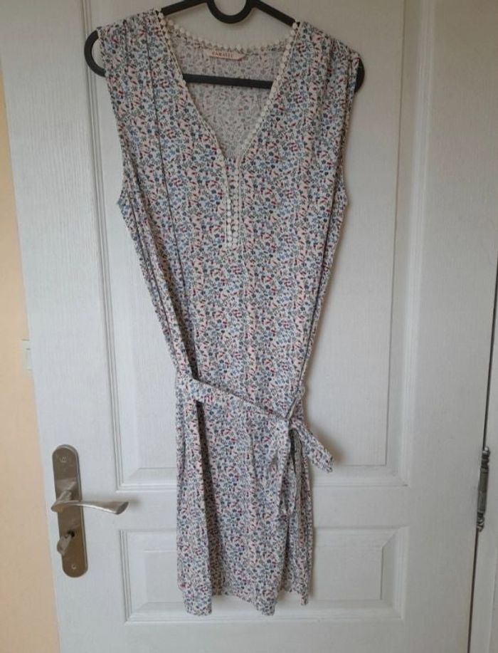 Robe courte