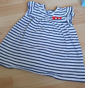 Robe rayures 18m