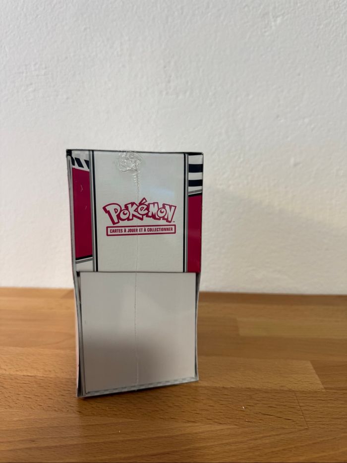 Pokémon ETB Flamme Blanche EV10.5 - photo numéro 3