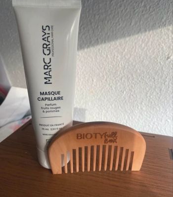 Masque capillaire et son peigne 