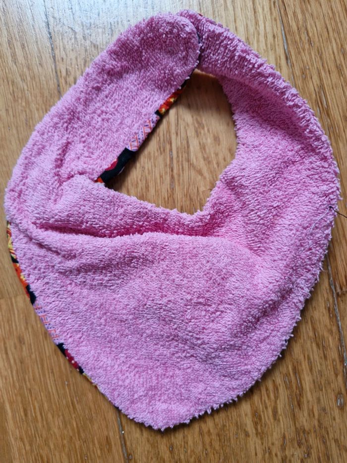 Bavoir bandana - photo numéro 2