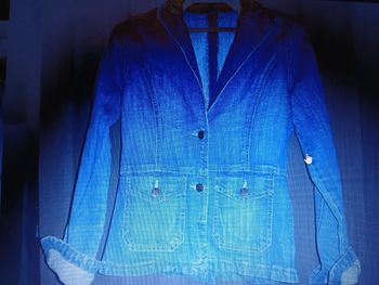 Veste en jean cintrée taille 12 ans