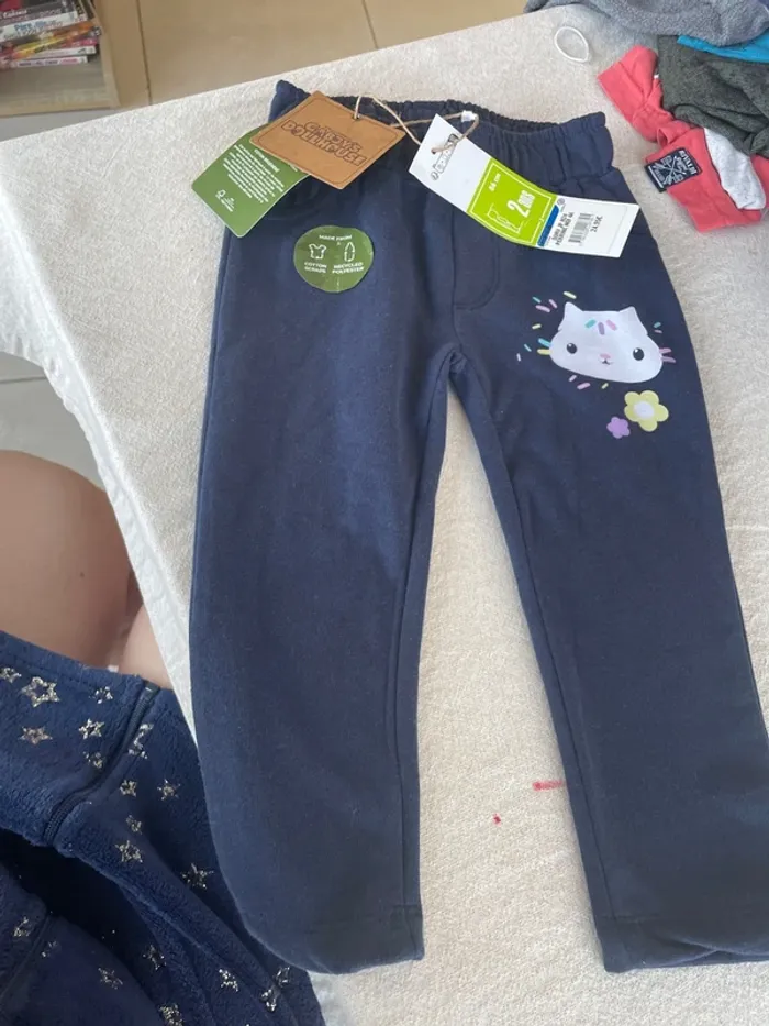 Pantalon Gabby, chat, deux ans, neuf