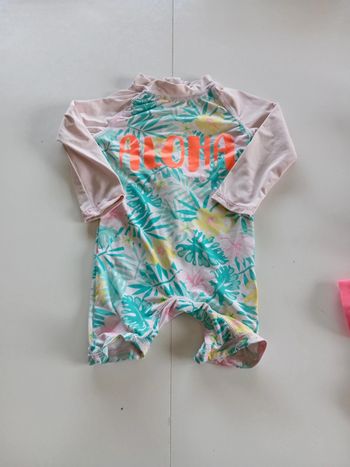 Maillot anti-UV taille 18 mois marque TEX