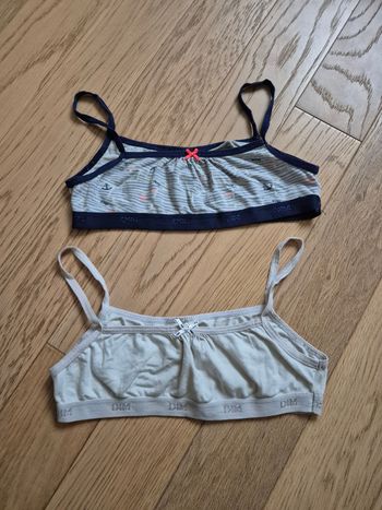 Lot 2 brassières 12 ans Dim