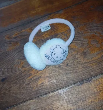 Cache oreille fille Hello Kitty