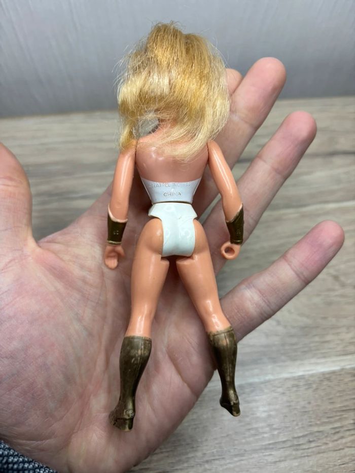Figurine action figure Mattel 1984 she ra princesse of power motu - photo numéro 4