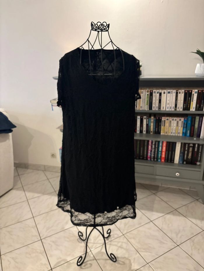 Robe noire