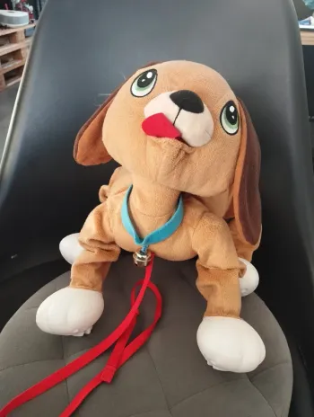 Peluche chien a trainer