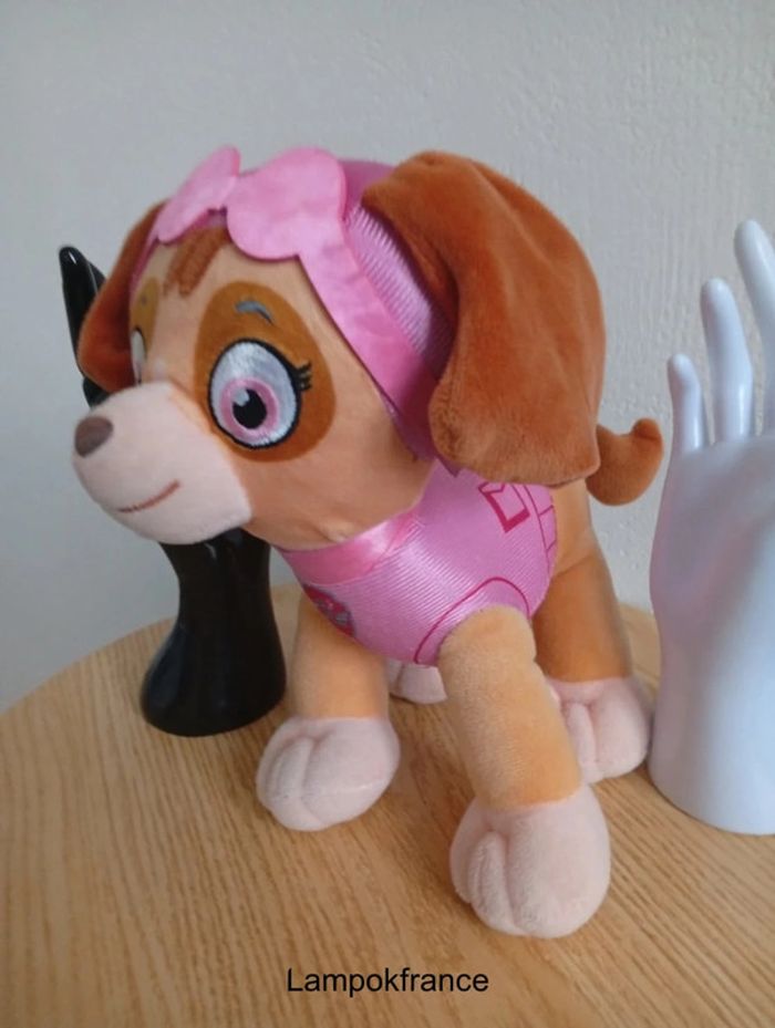 Peluche stella chienne pat patrouille play by play max patrol - photo numéro 2
