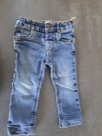 Jeans CA 18 mois