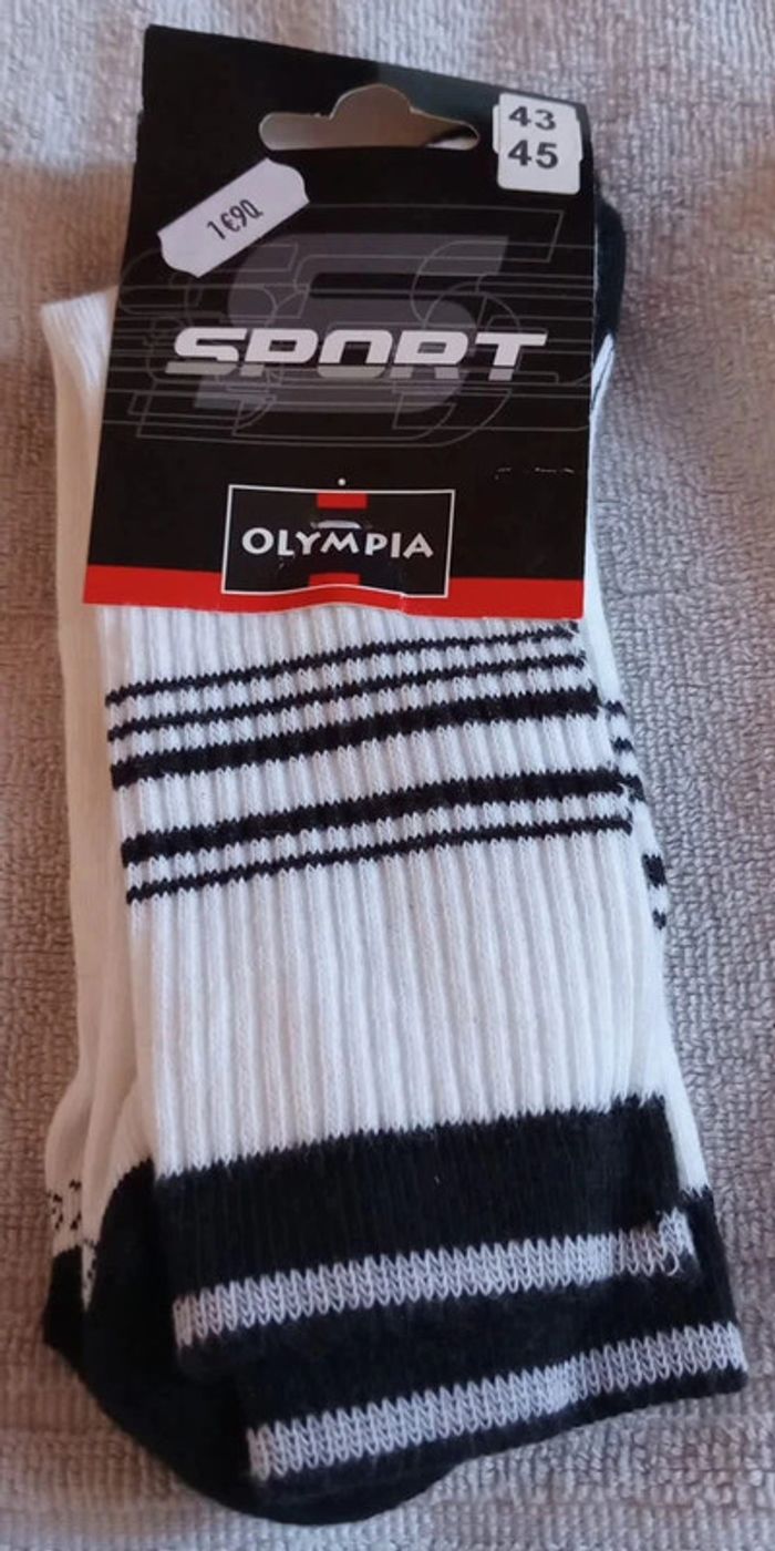 1 Paire de chaussette noire blanche Olympia Pointure 43 / 45