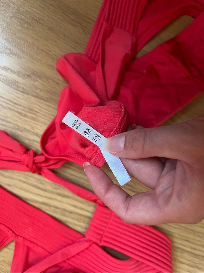 Maillot de bain rouge gorge - photo numéro 5