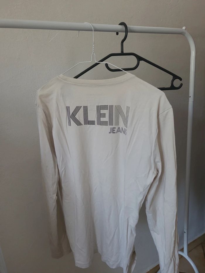 Tee-shirt manche longue calvin klein - photo numéro 4