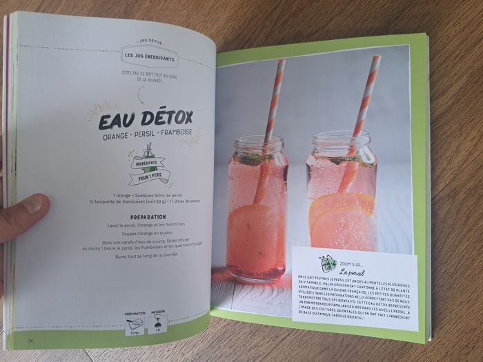 Livre 40 recettes jus detox - photo numéro 3