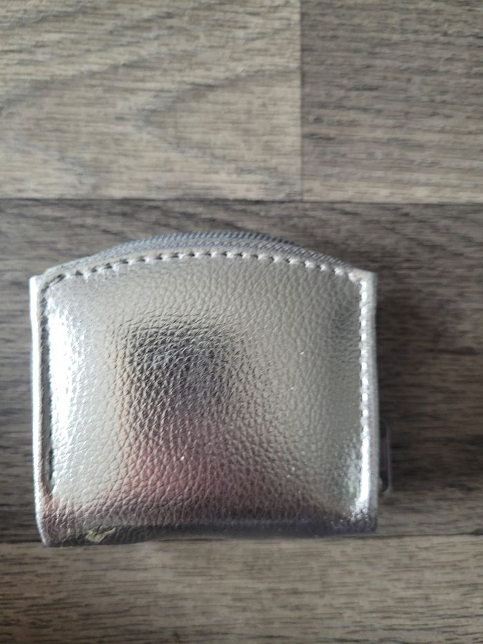 Porte-monnaies  modéle "Main de Fatma"gris - photo numéro 2