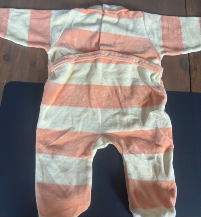 Lot de 5 pyjamas en 1 mois - photo numéro 5