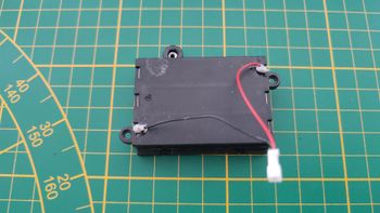 Boite porte-piles 37-1 numéro 37 n°37 pièce détachée Citroën 2CV 2 CV Charleston 1/8 1:8 1/8ème Alta