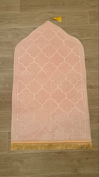 Tapis de prière rose poudré
