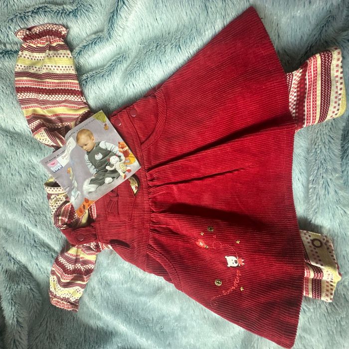Robe petit bébé de 1-3mois  très jolie - photo numéro 2