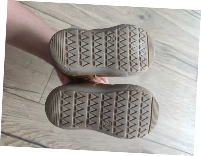 Chaussures Camel pointure 20 - photo numéro 5